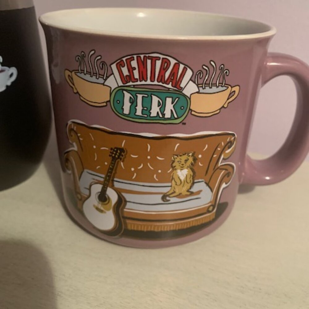Central Perk/Friends Merch/Drinkware! - Picture 3 of 5